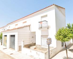 Exterior view of Single-family semi-detached for sale in Peraleda del Zaucejo