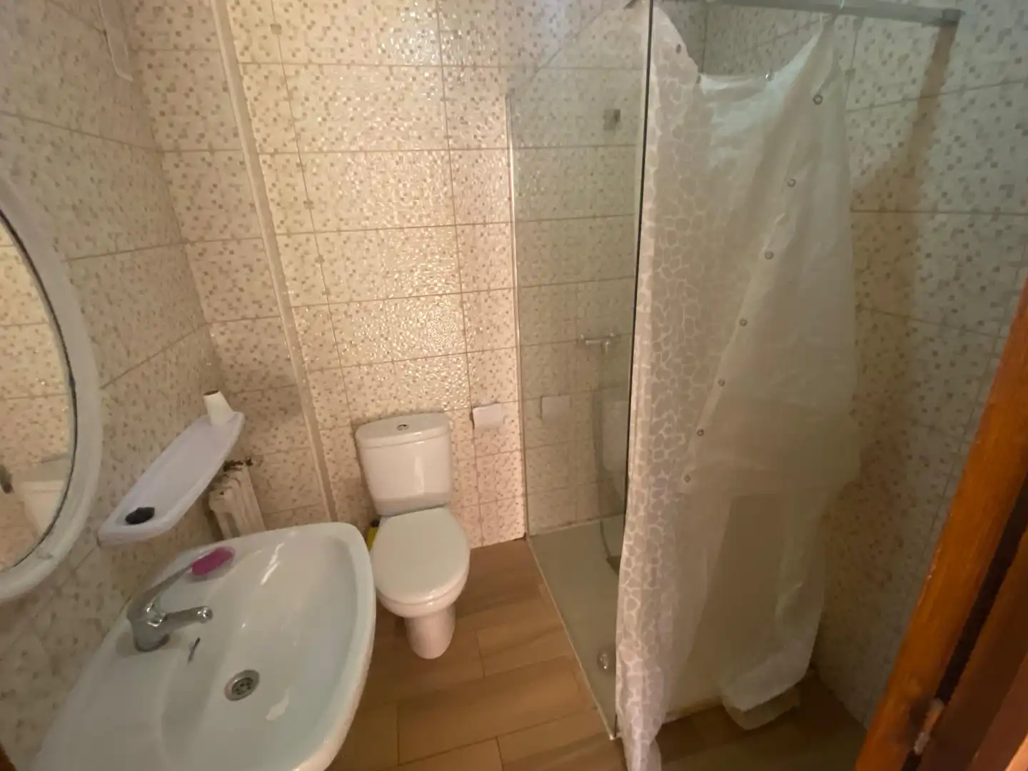Baño de Piso en venta en Ciudad Real con Aire acondicionado, Calefacción y Amueblado