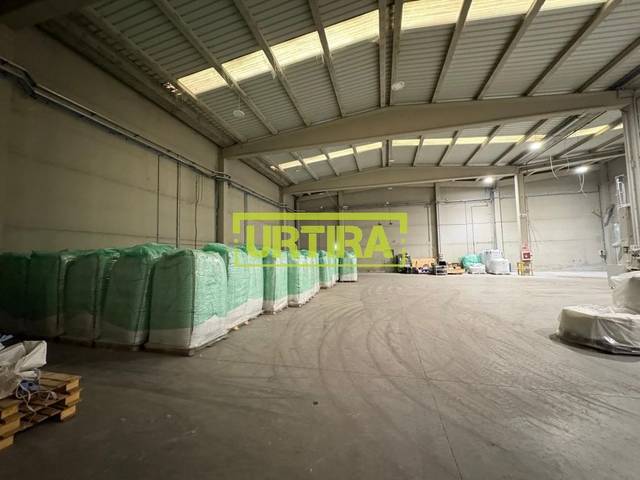 Nave industrial en Venta en Txirrita-Maleo Biribil en Zamalbide