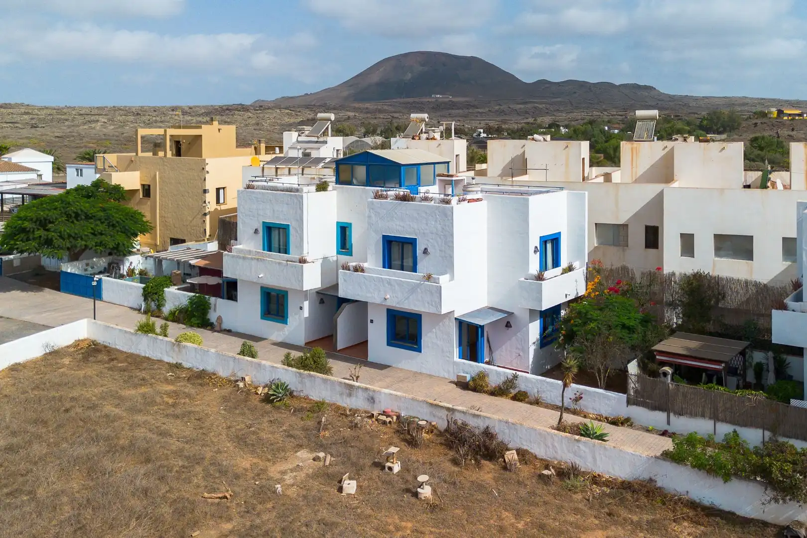 Terraced house with garden for sale in Nopal