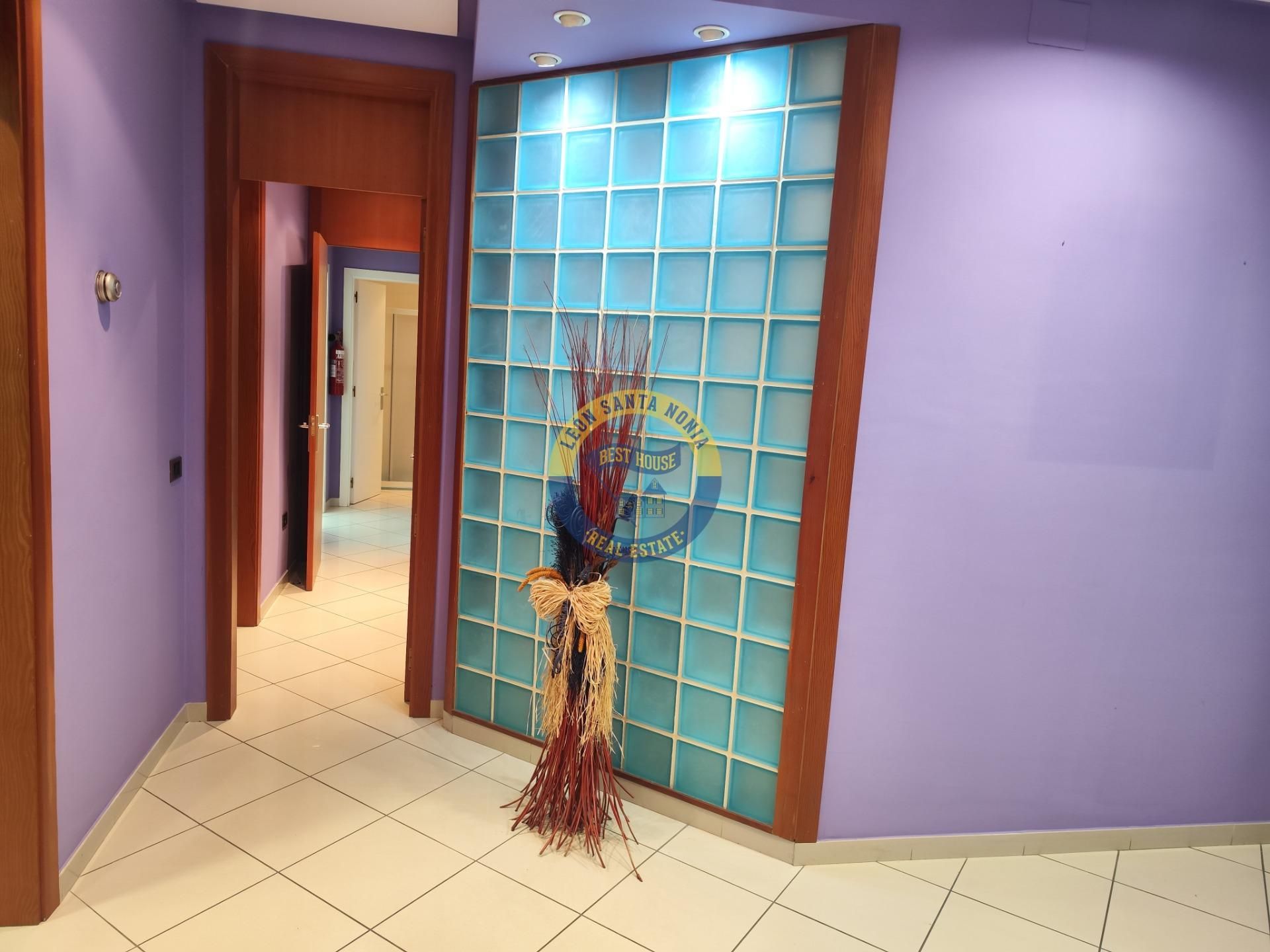 Office to rent in León Capital 