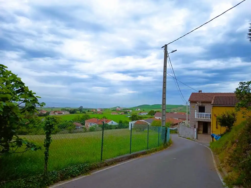 Vista exterior de Casa o xalet en venda en Gozón amb Moblat