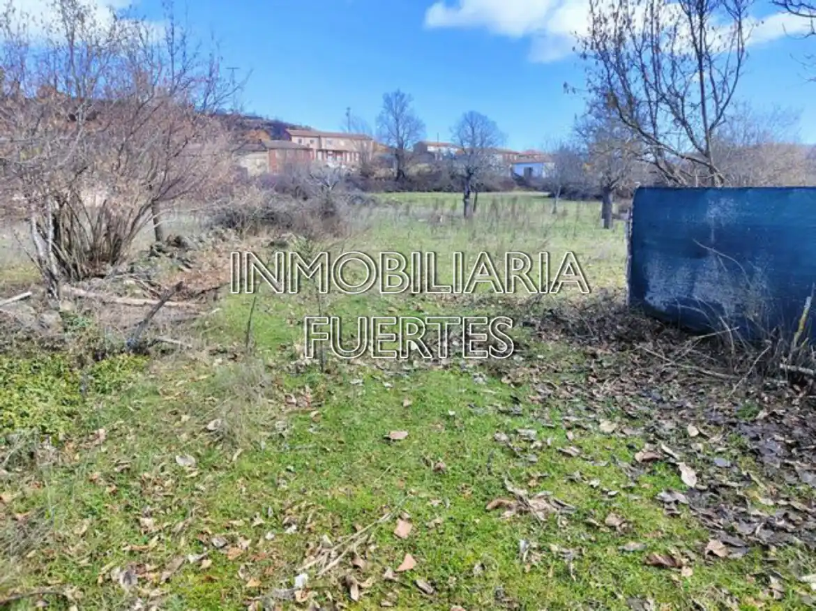 Finca rústica en venda en Santa Colomba de Curueño amb Calefacció, Jardí privat i Parquet