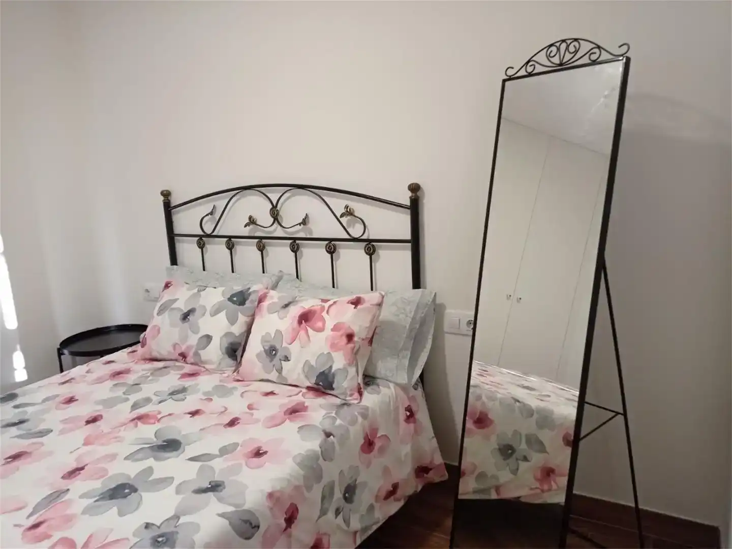 Bedroom of Apartments for rent in Laxe, A Coruña
