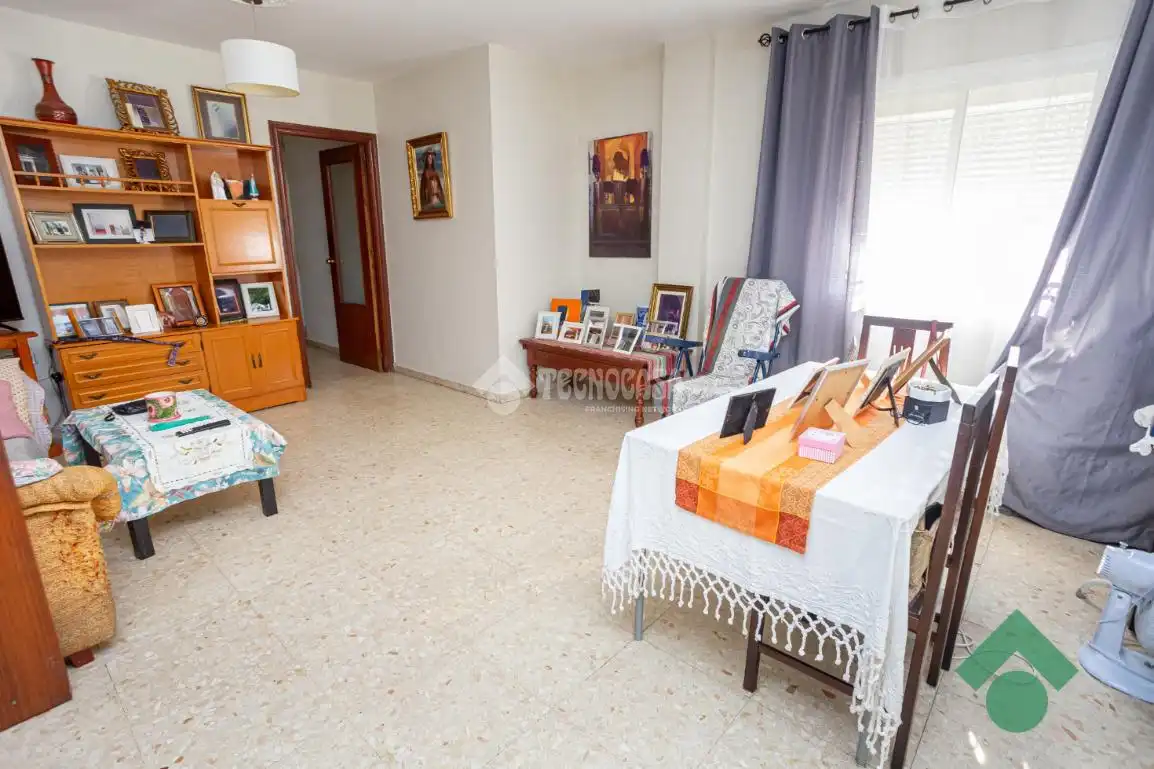 Sala d'estar de Pis en venda en Algeciras