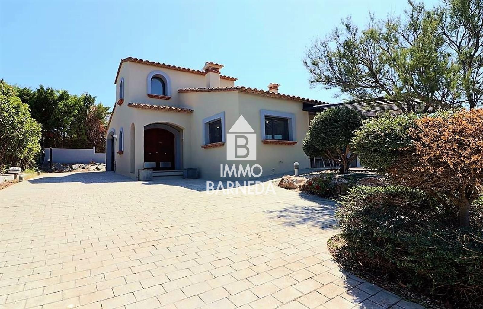 Exterior view of House or chalet for sale in Peralada  with Air Conditioner, Heating and Private garden