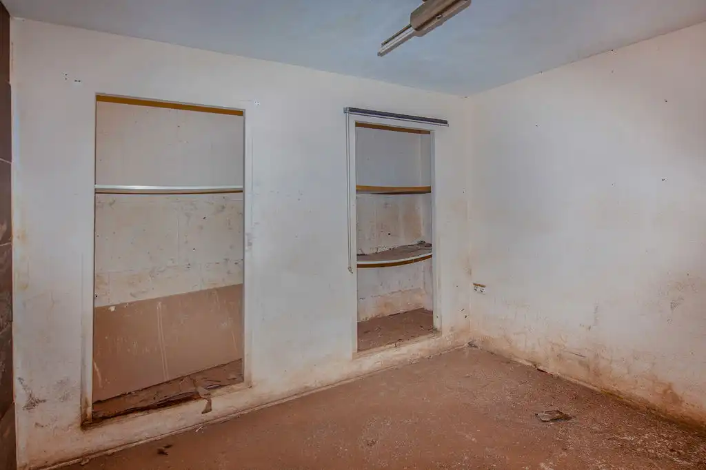 Commercial properties for sale in Alzira
