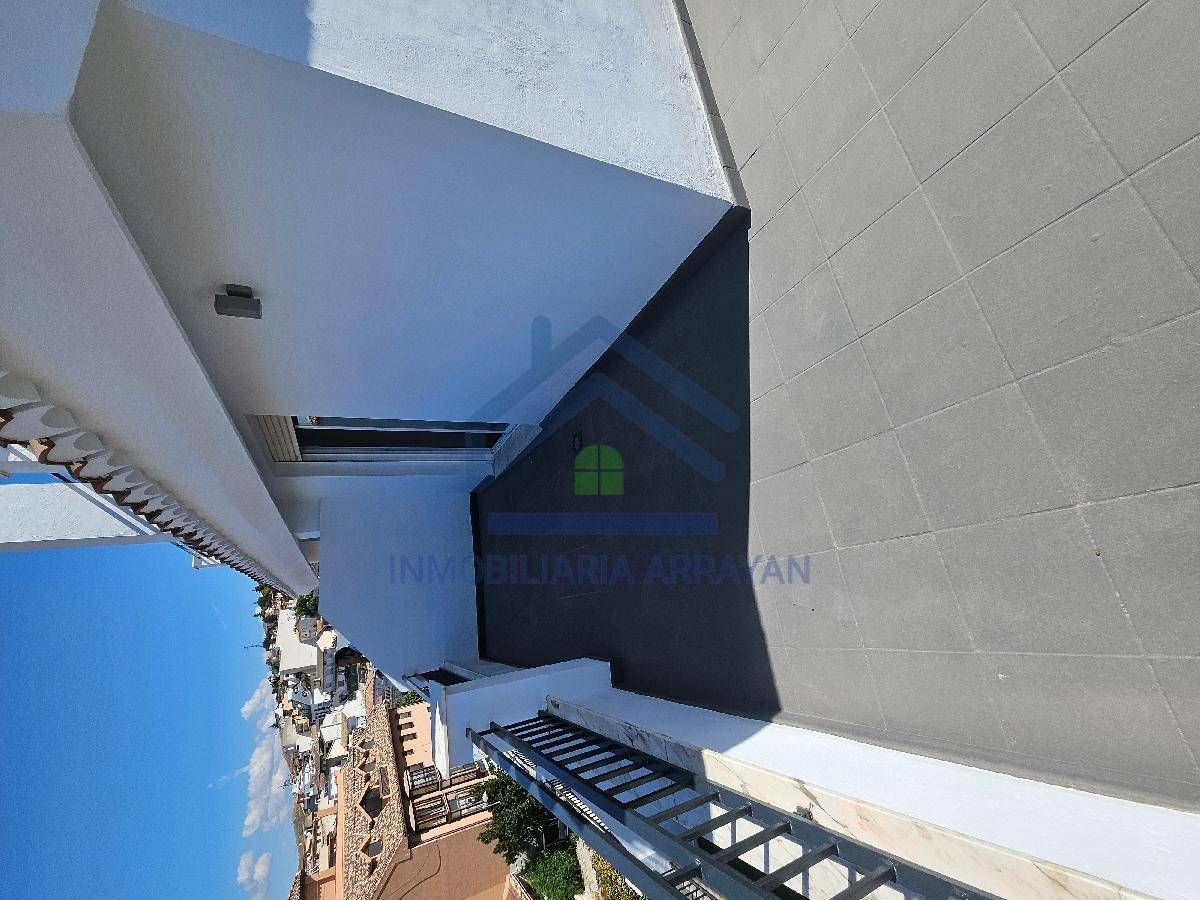 Vista exterior de Piso de alquiler en Monachil con Terraza y Amueblado