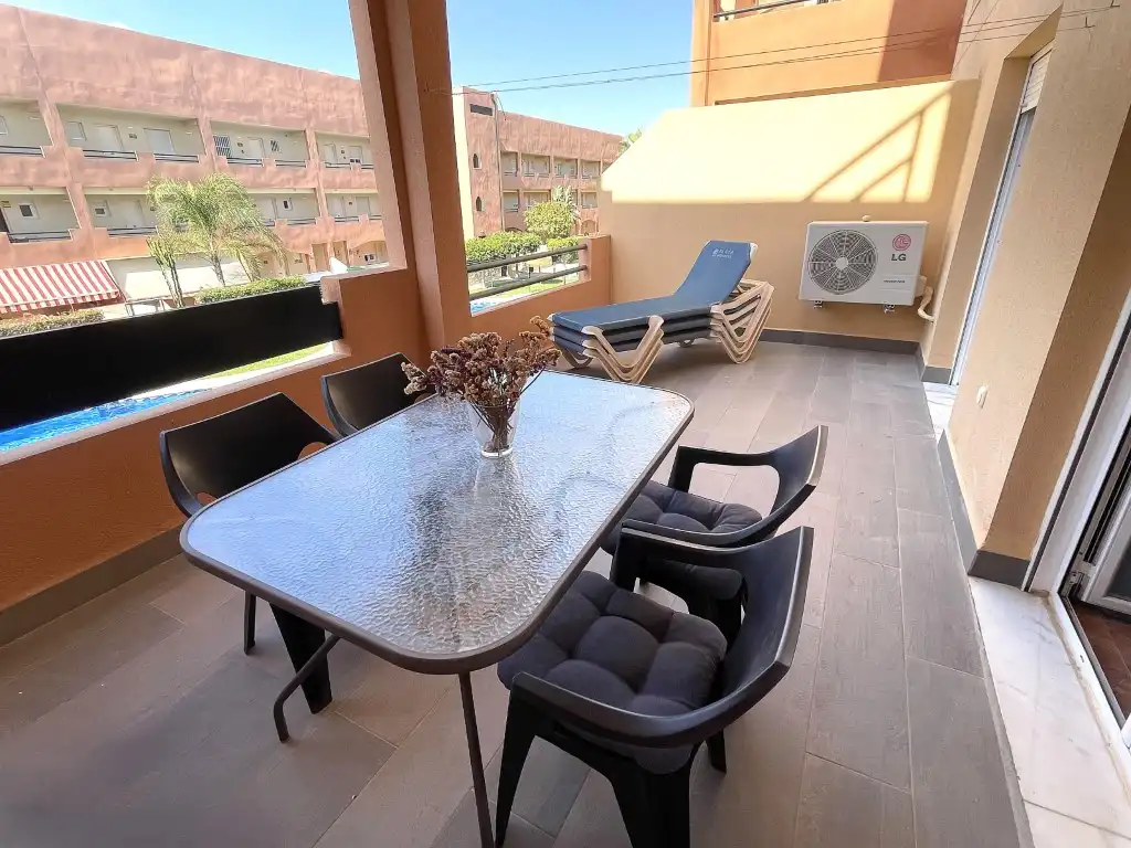 Apartment with pool for sale in Calle Islas Canarias (Res T1), imagen 2