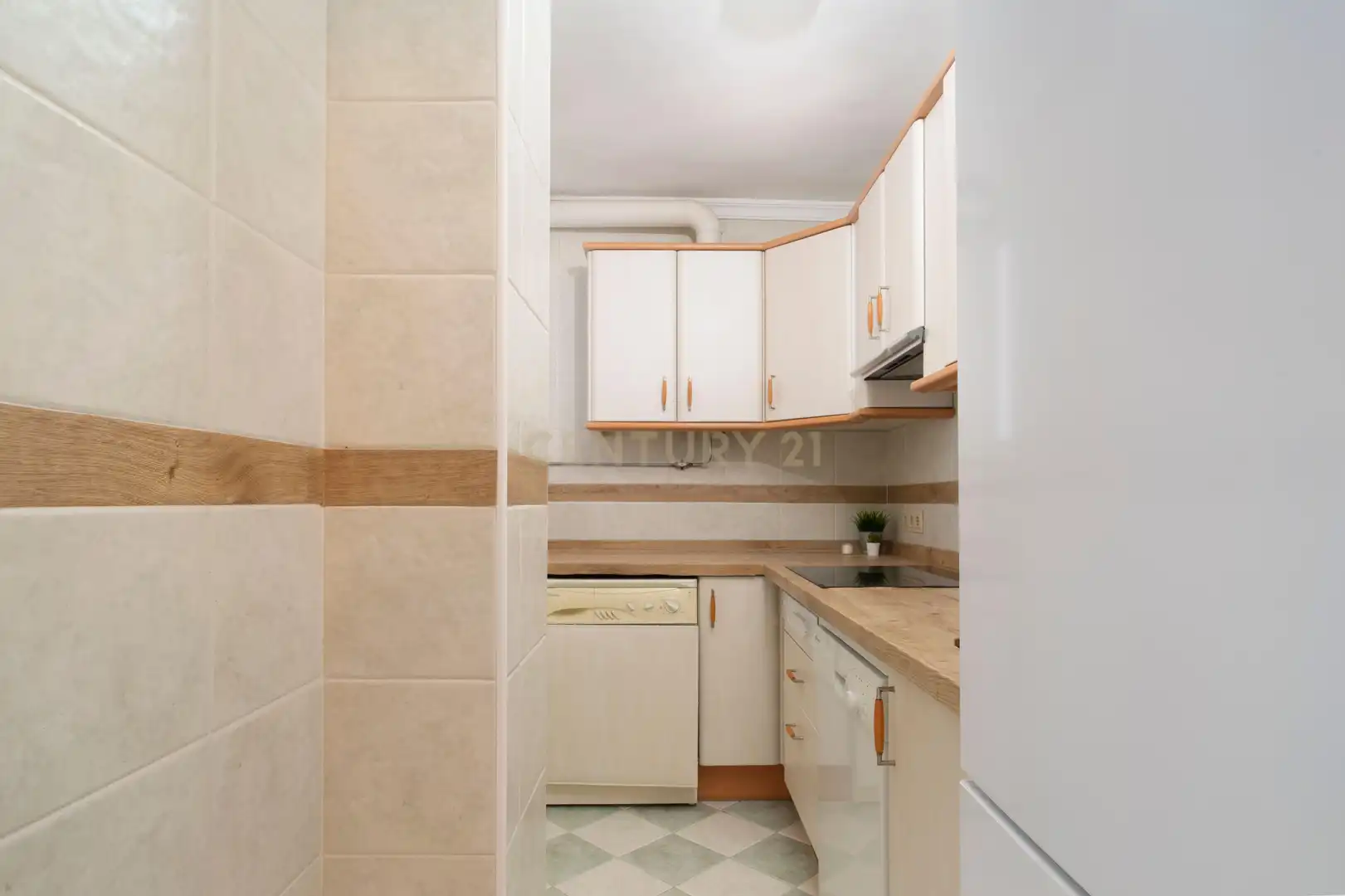 Küche von Wohnung zum Verkauf in Marbella mit Balkon und Alarm