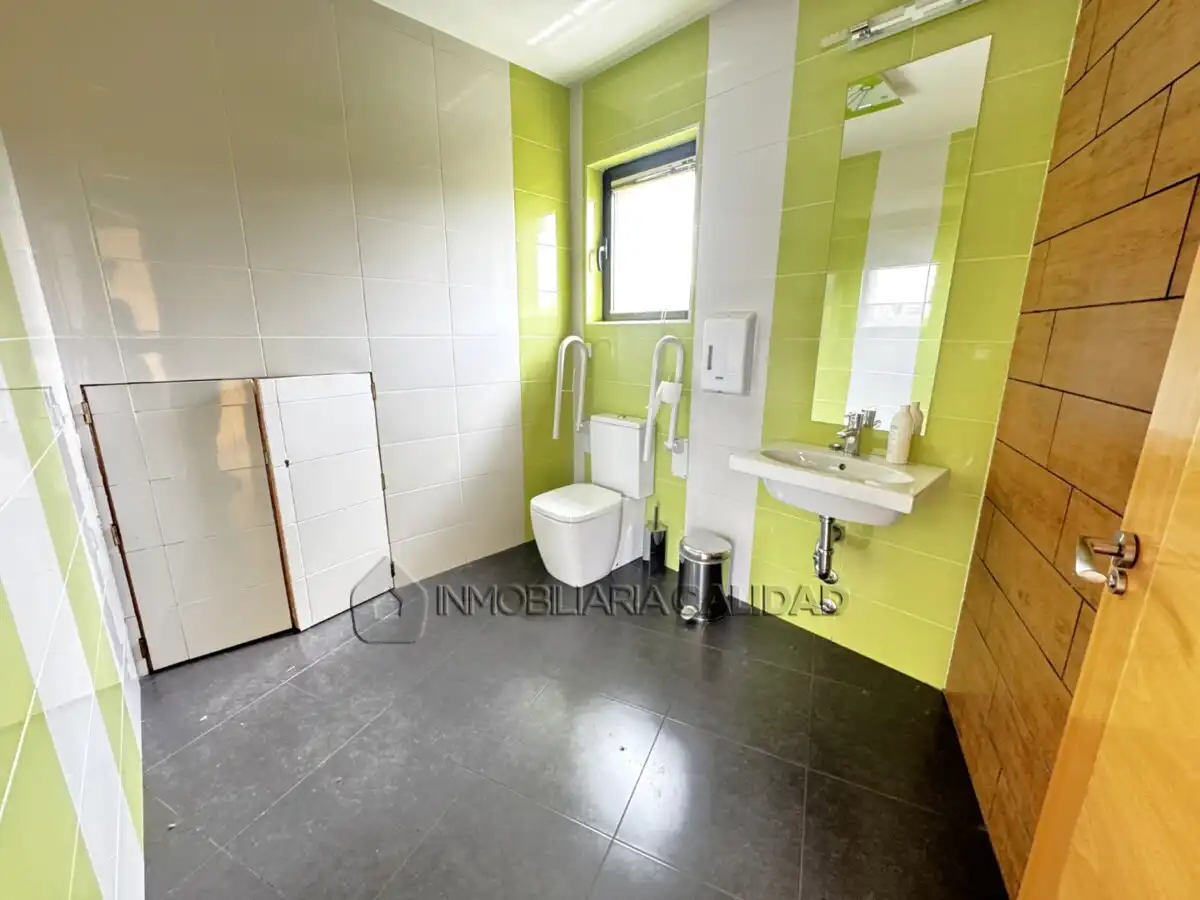 Bathroom of Houses for sale in Estépar  with Heating