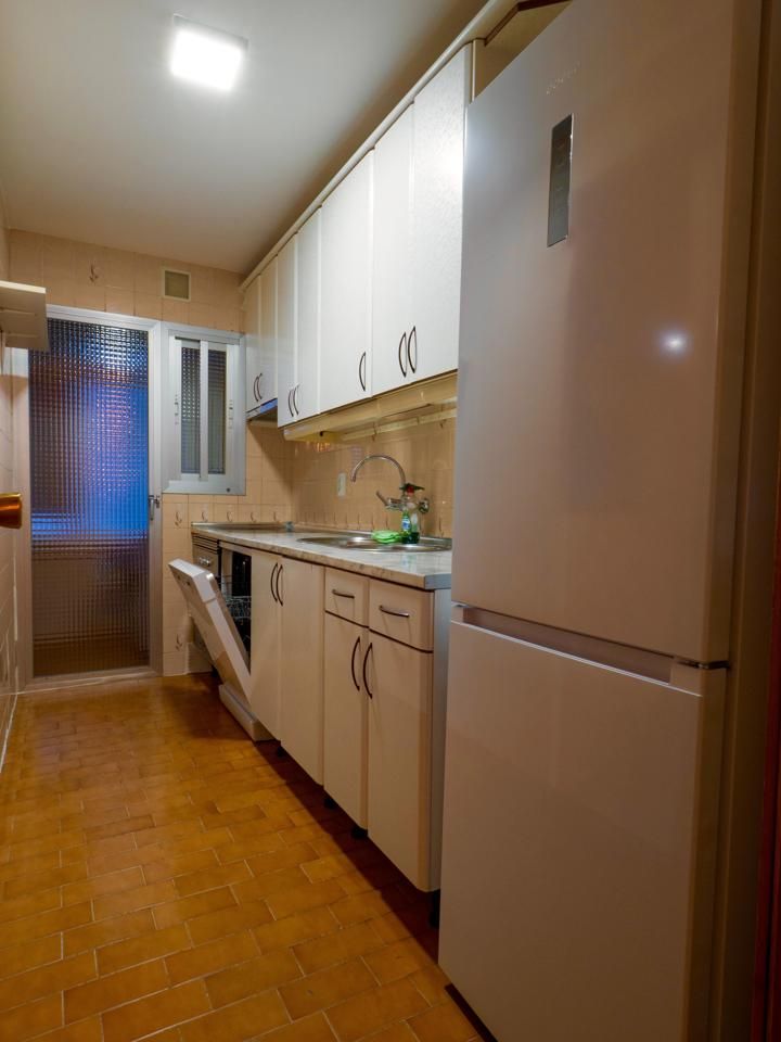 Cuina de Pis de lloguer en Coslada amb Aire condicionat, Calefacció i Parquet