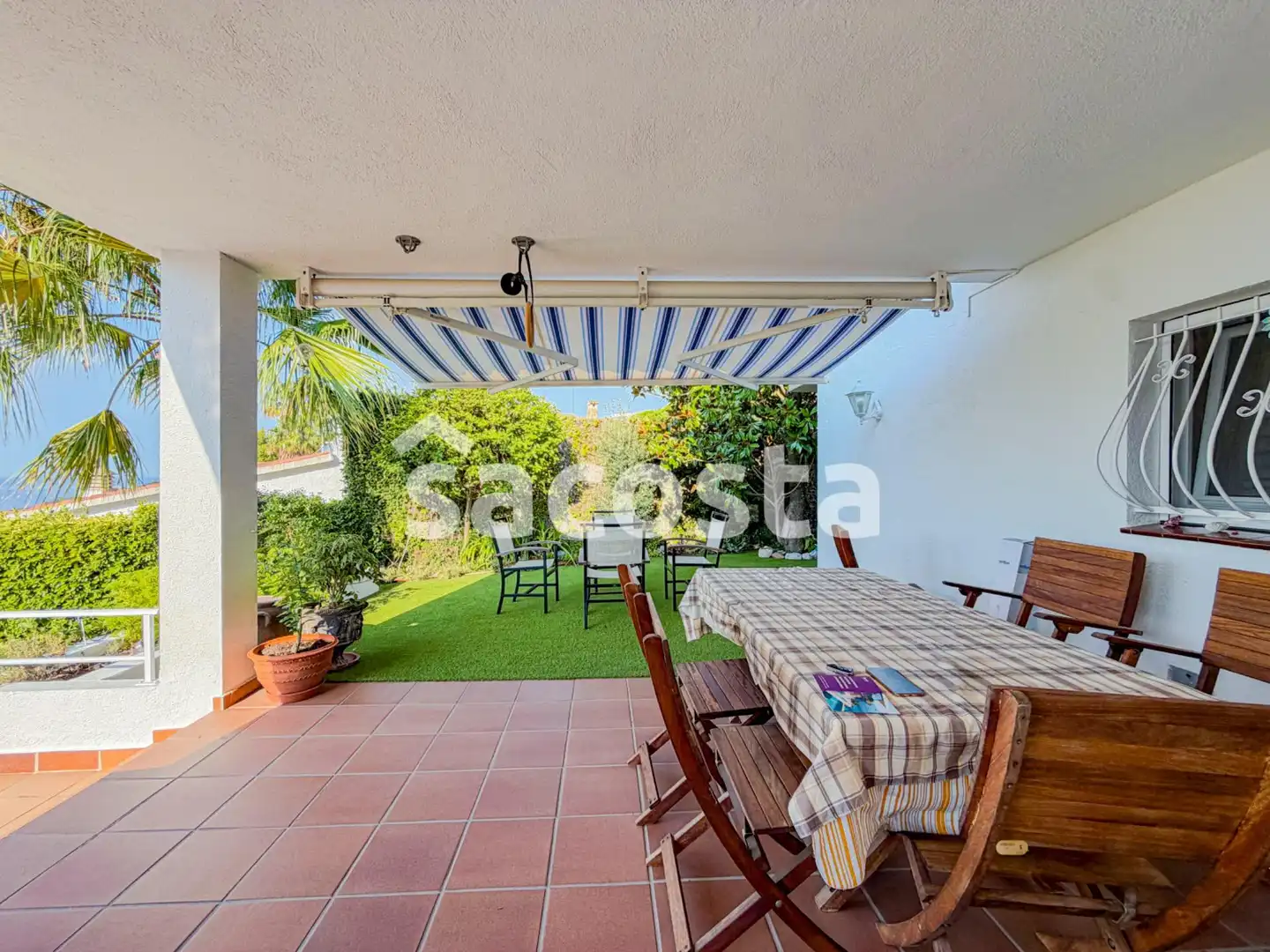 Terrasse von Haus oder Chalet zum Verkauf in Lloret de Mar mit Klimaanlage, Heizung und Terrasse