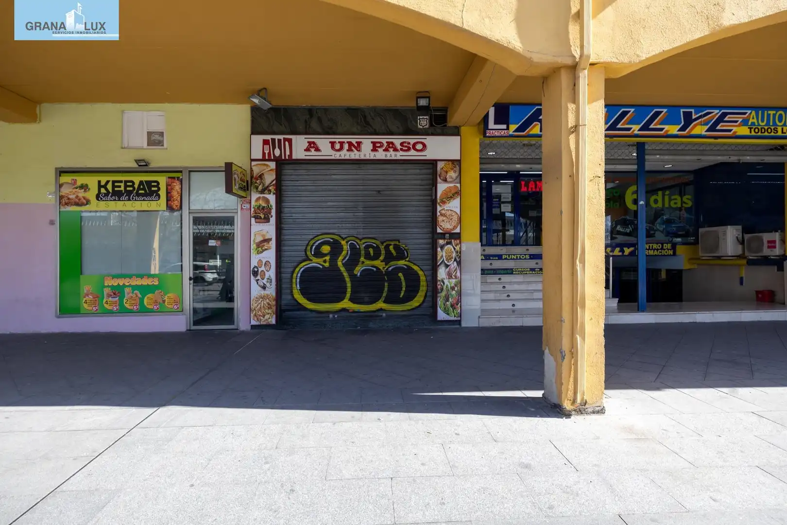 Local comercial en venda a Avenida de Juan Pablo II