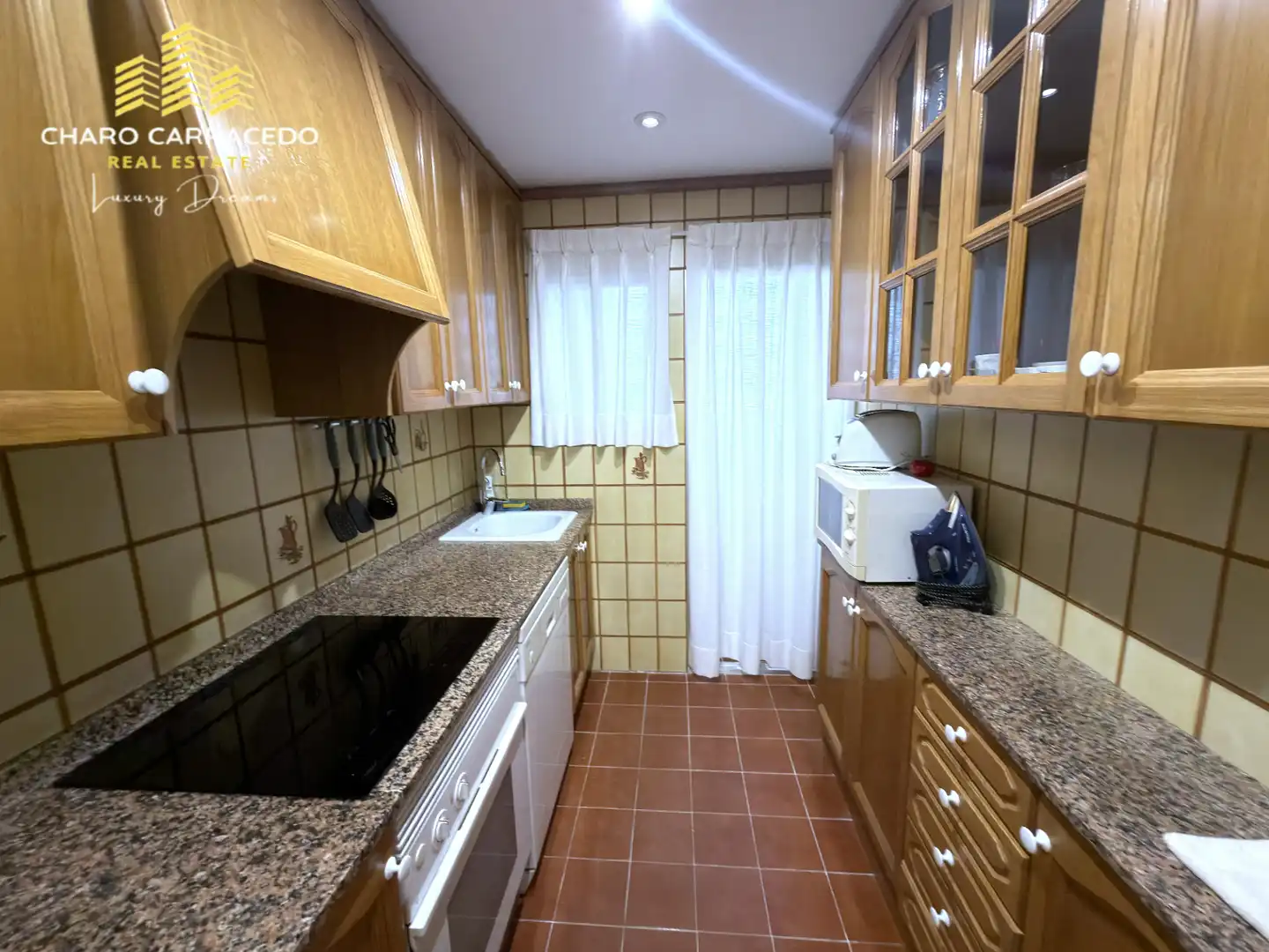 Cuina de Pis de lloguer en Valencia amb Aire condicionat, Jardí privat i Terrassa