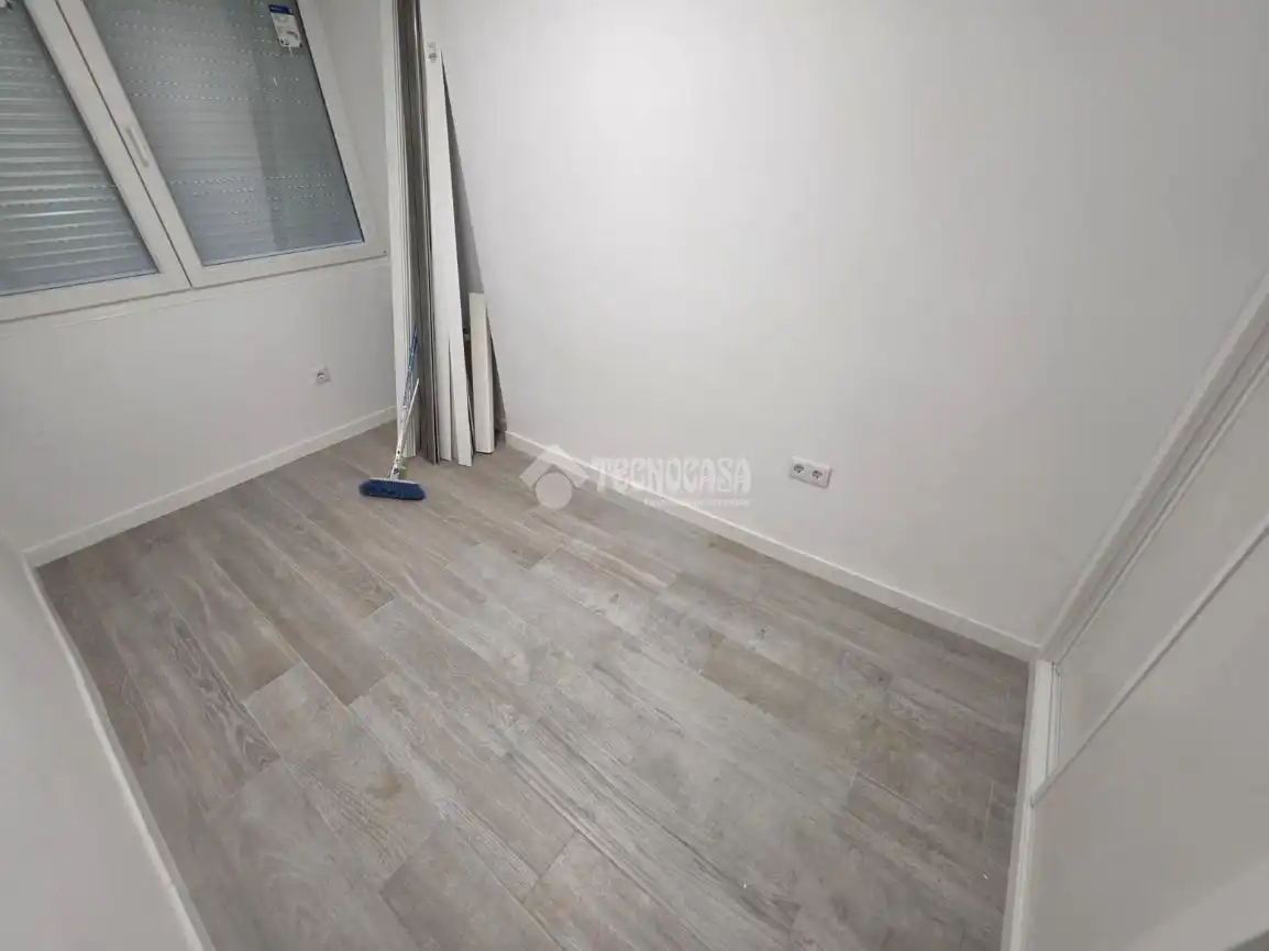 Habitación de Piso en venta en Fuenlabrada con Aire acondicionado y Calefacción