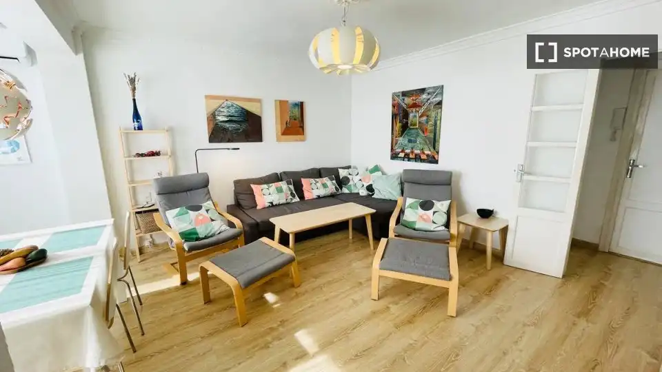 Appartamento con terrazza in affitto a Algirós, imagen 4