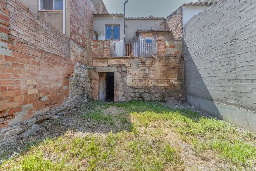Casa o chalet en venta en C/Barrots, La Fuliola