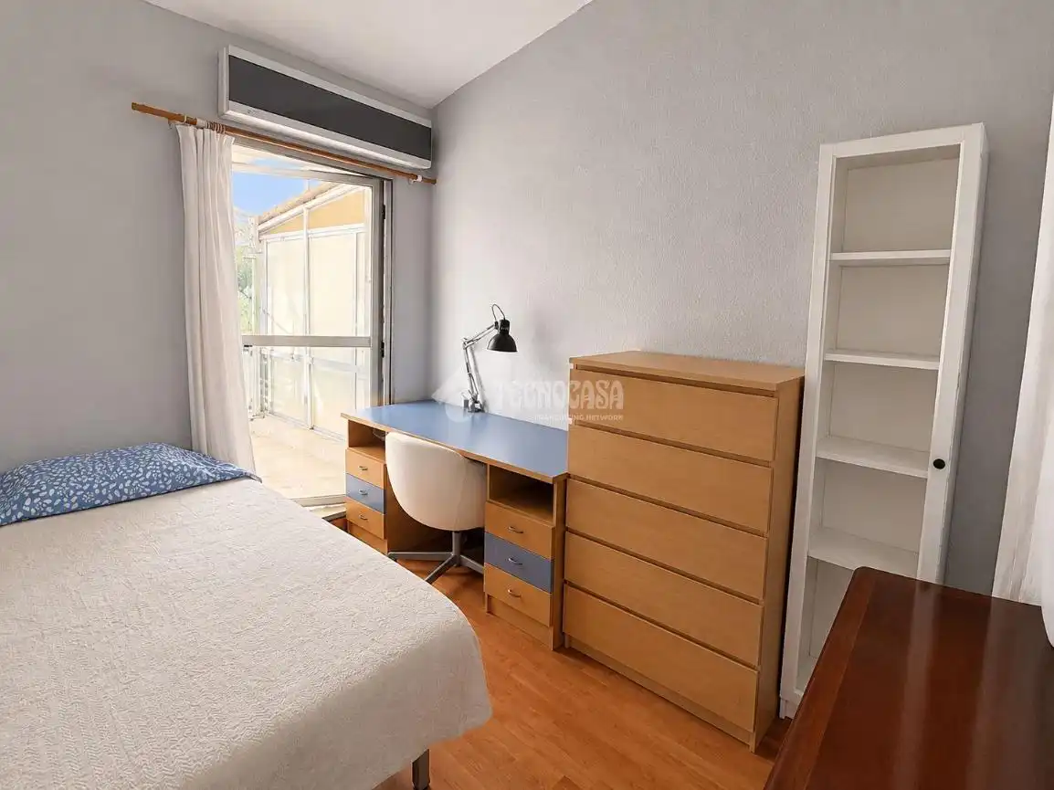 Habitación de Piso en venta en Madrid con Aire acondicionado, Terraza y Amueblado