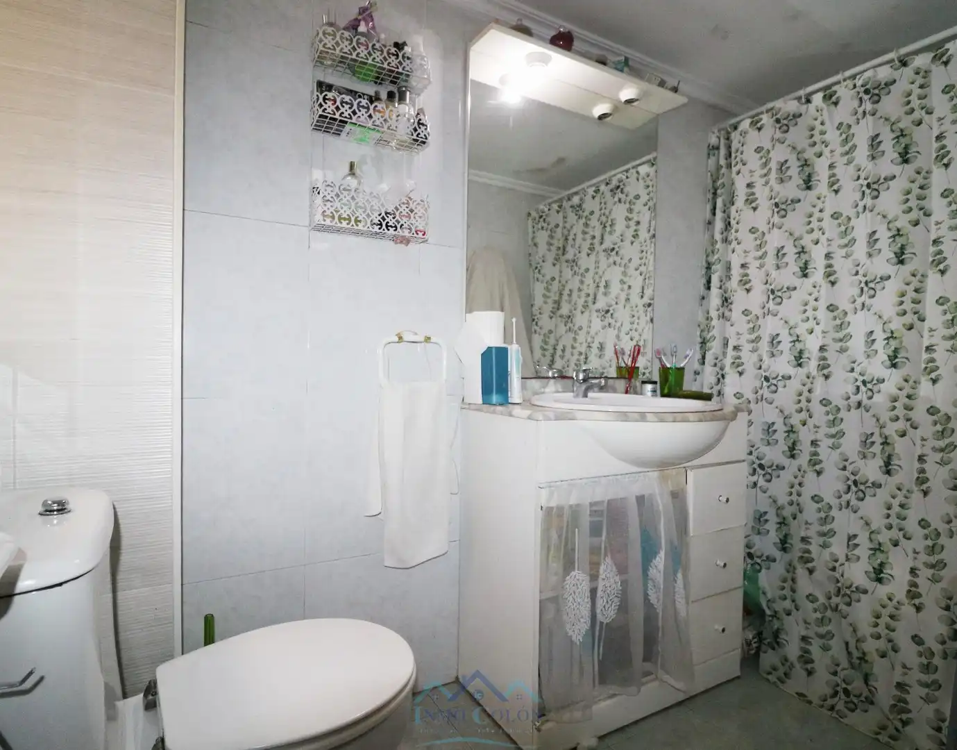 Bathroom of Flat for sale in Irun   with Heating, Parquet flooring and Balcony