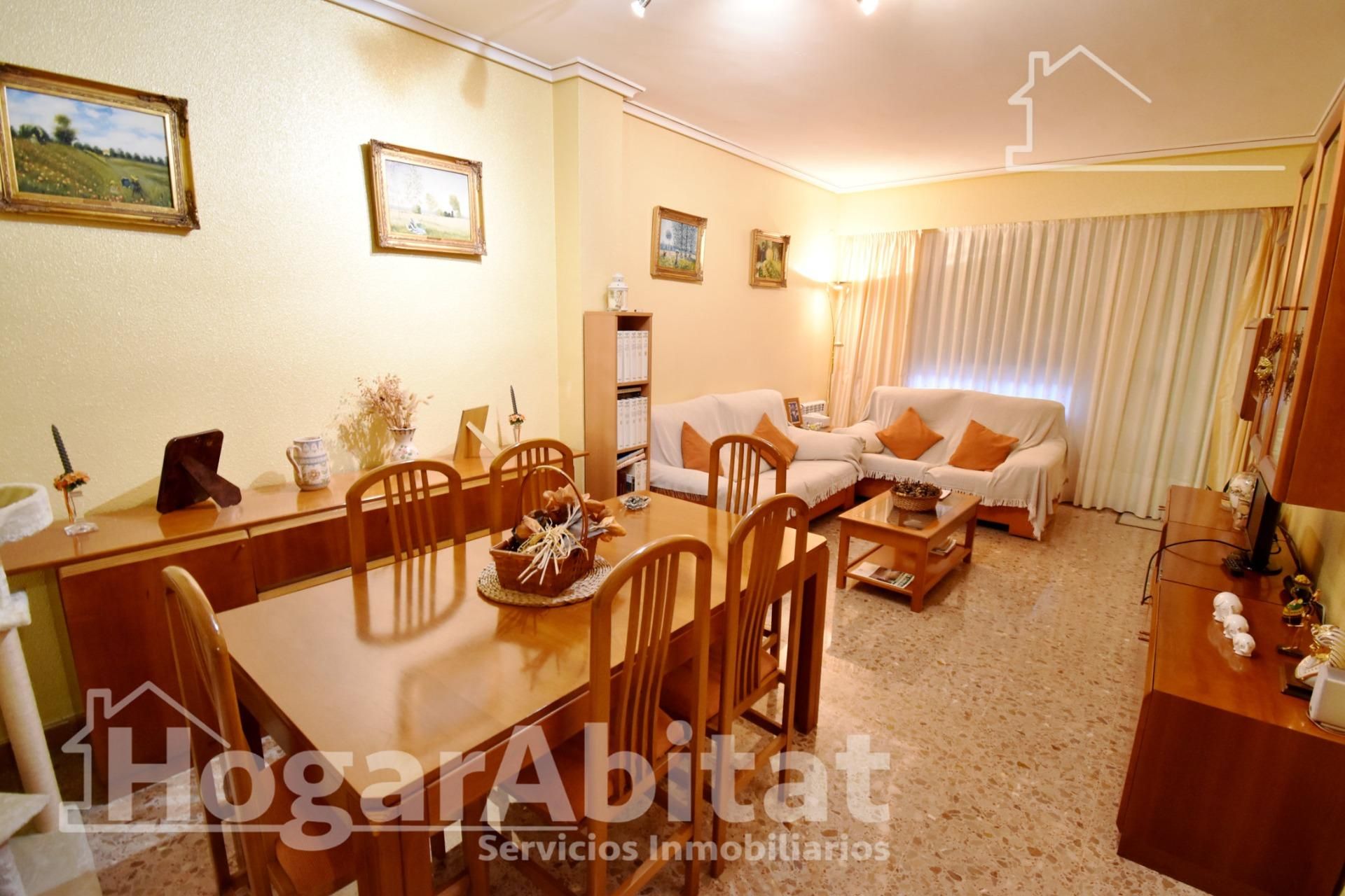Living room of Flat for sale in Onda  with Air Conditioner