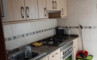 Kitchen of Planta baja for sale in Cornellà de Llobregat  with Oven