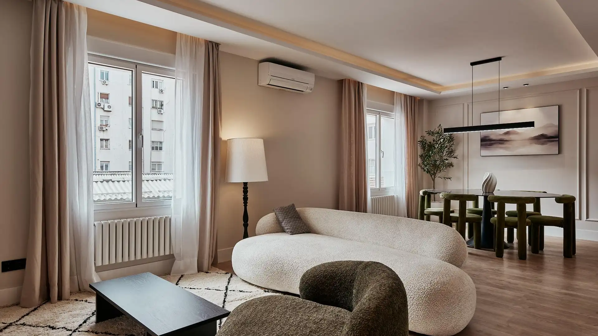 Sala de estar de Piso en venta en  Madrid Capital con Aire acondicionado y Calefacción