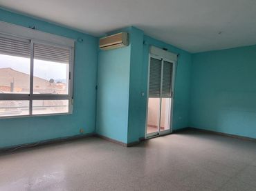 Flat with balcony for sale in Alguazas