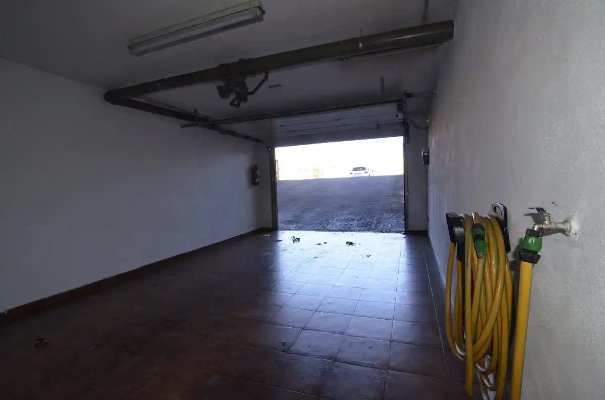 Casa adosada en venta en Doñinos de Salamanca con Calefacción, Parquet y Terraza
