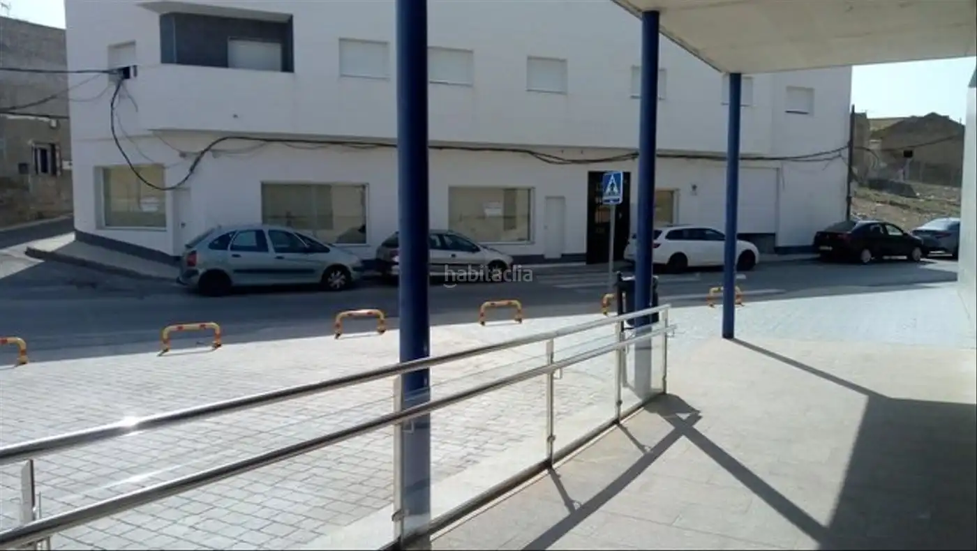 Erdgeschosswohnung zur Miete in Calle Recoletos 55