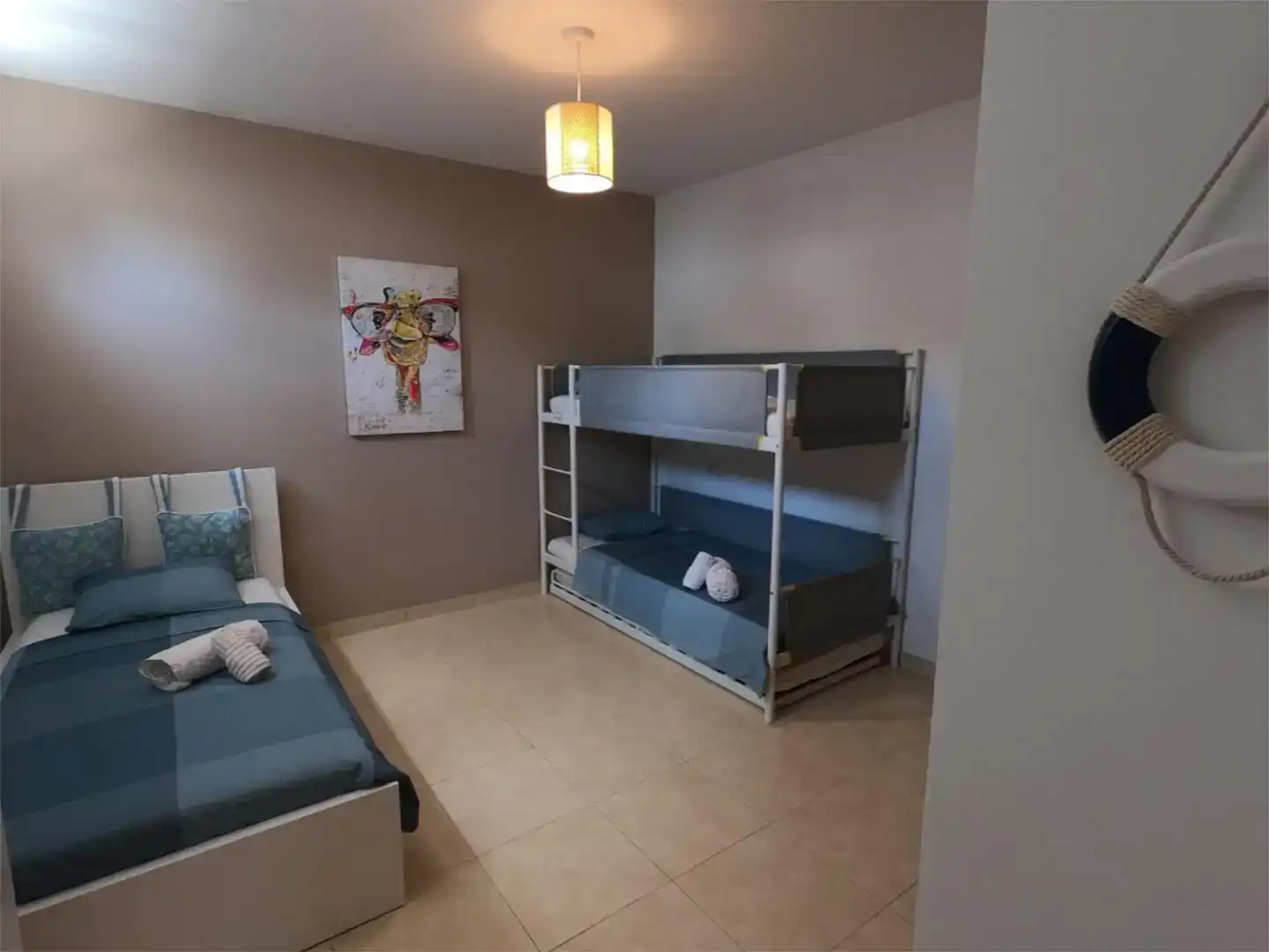 Dormitori de Casa adosada en venda en Yaiza amb Aire condicionat, Piscina i Balcó