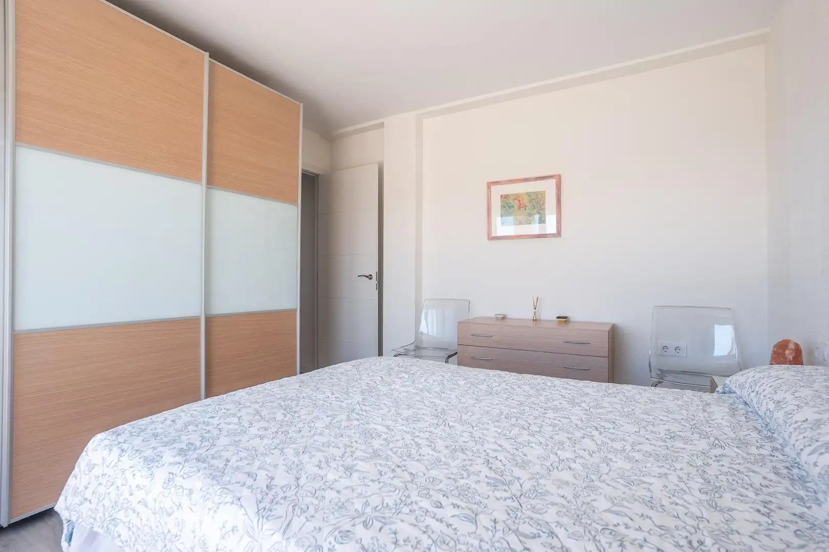 Habitación de Ático en venta en Almería con Aire acondicionado y Terraza