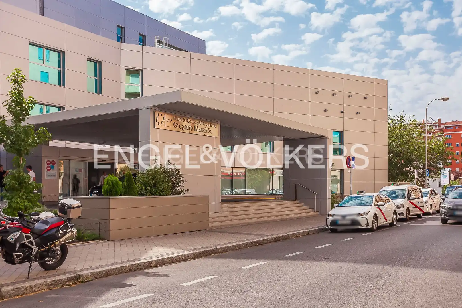 Exterior view of Flat for sale in Madrid  with Air Conditioner and Heating