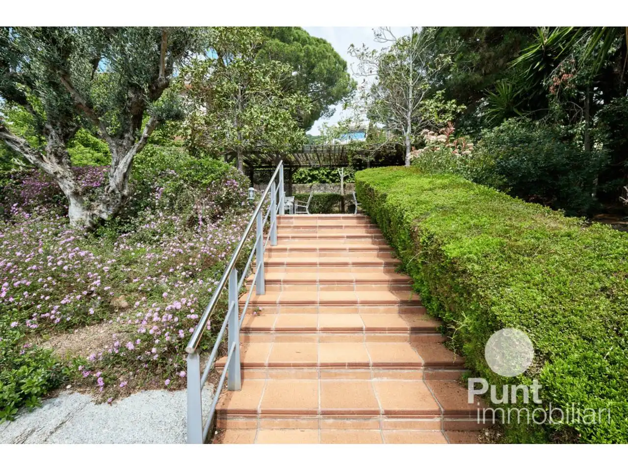 Vista exterior de Casa o chalet en venta en Premià de Dalt con Aire acondicionado, Calefacción y Jardín privado