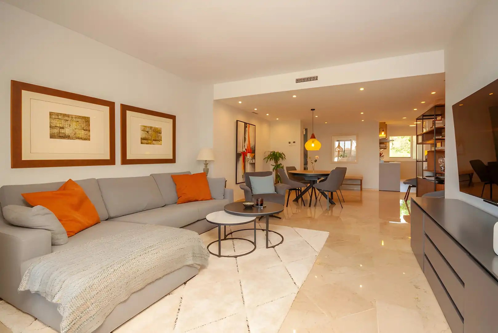 Apartment with pool for sale in Elviria - Cabopino, imagen 12
