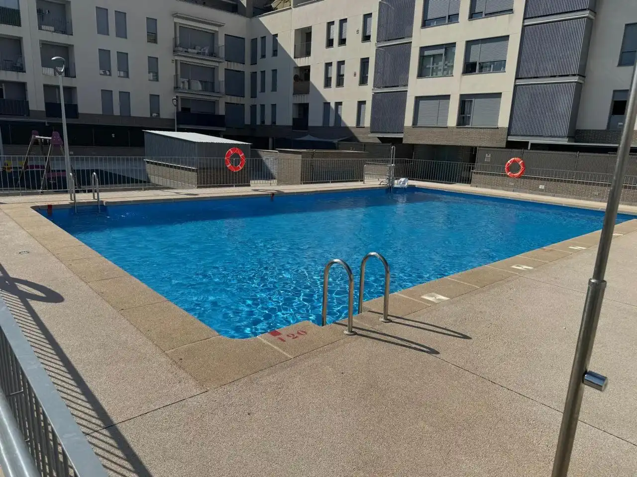Swimming pool of Flat for sale in Alovera  with Heating, Storage room and Swimming Pool