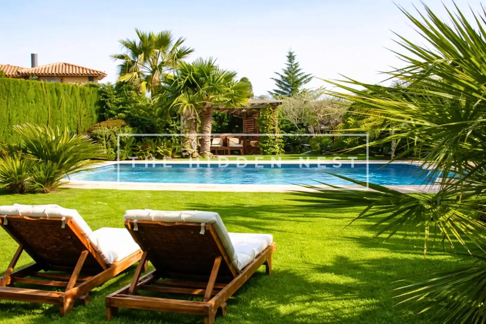 Swimming pool of Houses for sale in Navata  with Air Conditioner, Heating and Private garden