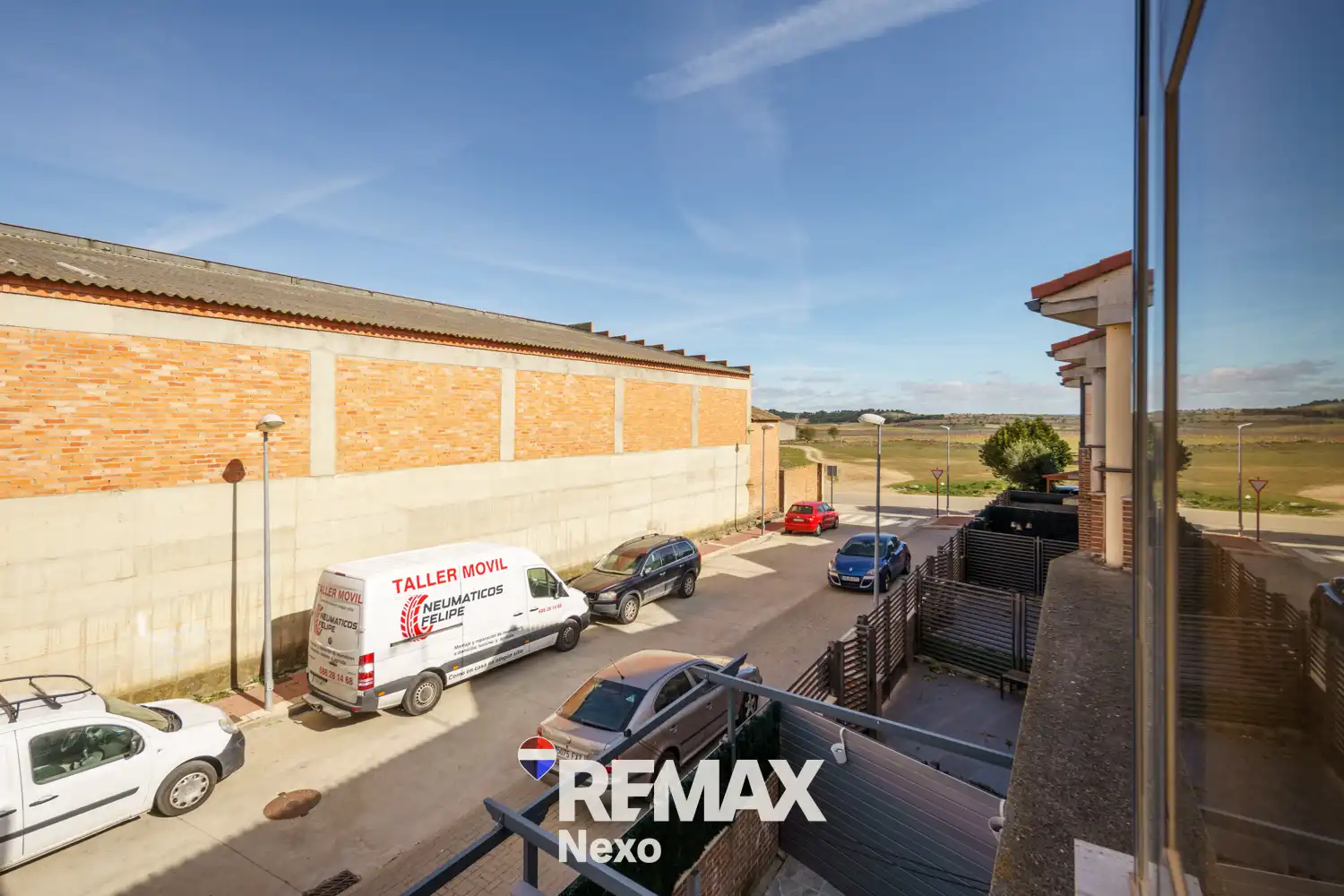 Parking de Casa adosada en venta en Cigales con Calefacción, Jardín privado y Terraza