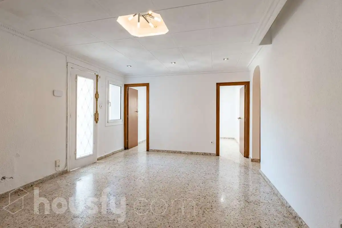 Piso en venta en Castelldefels con Aire acondicionado, Jardín privado y Terraza