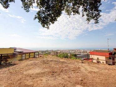 Terreno residencial en venta en Carrer Braque 26
