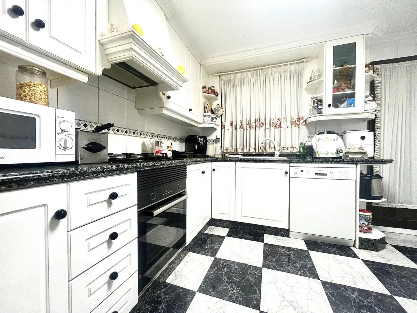 Cocina de Piso en venta en Petrer con Aire acondicionado, Terraza y Trastero