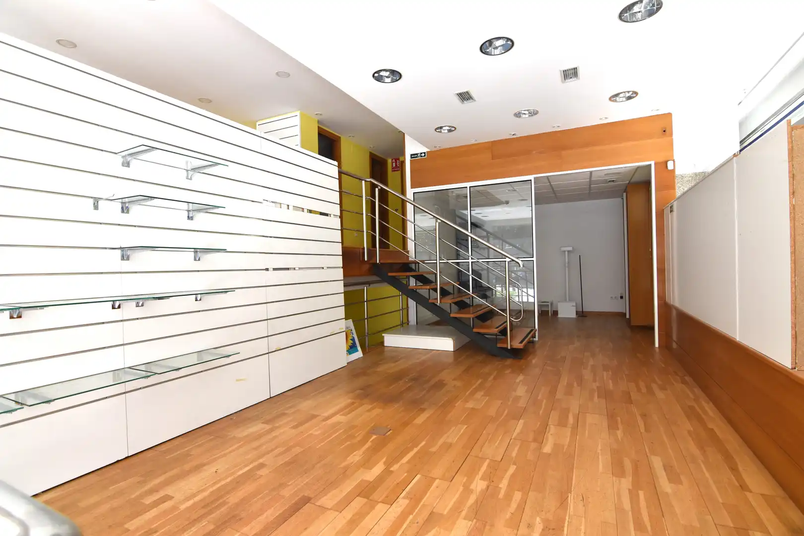 Local comercial en alquiler en Plaza José González Dopeso 51, imagen 10