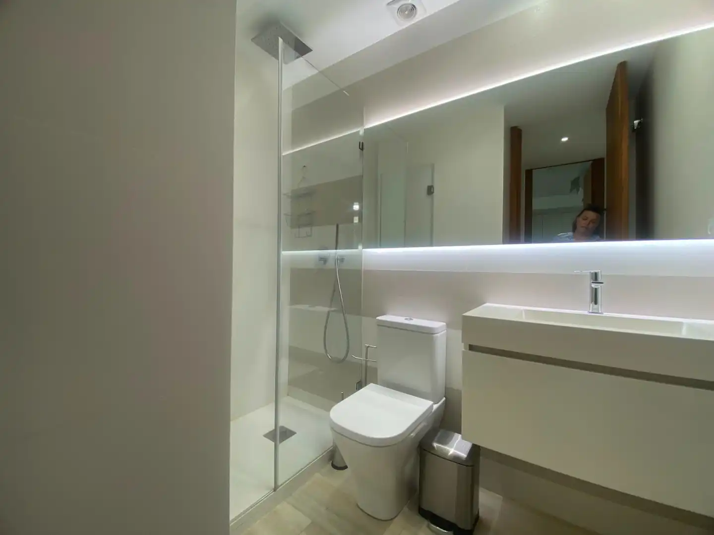 Bathroom of Apartments for rent in Madrid  with Air Conditioner, Heating and Furnished