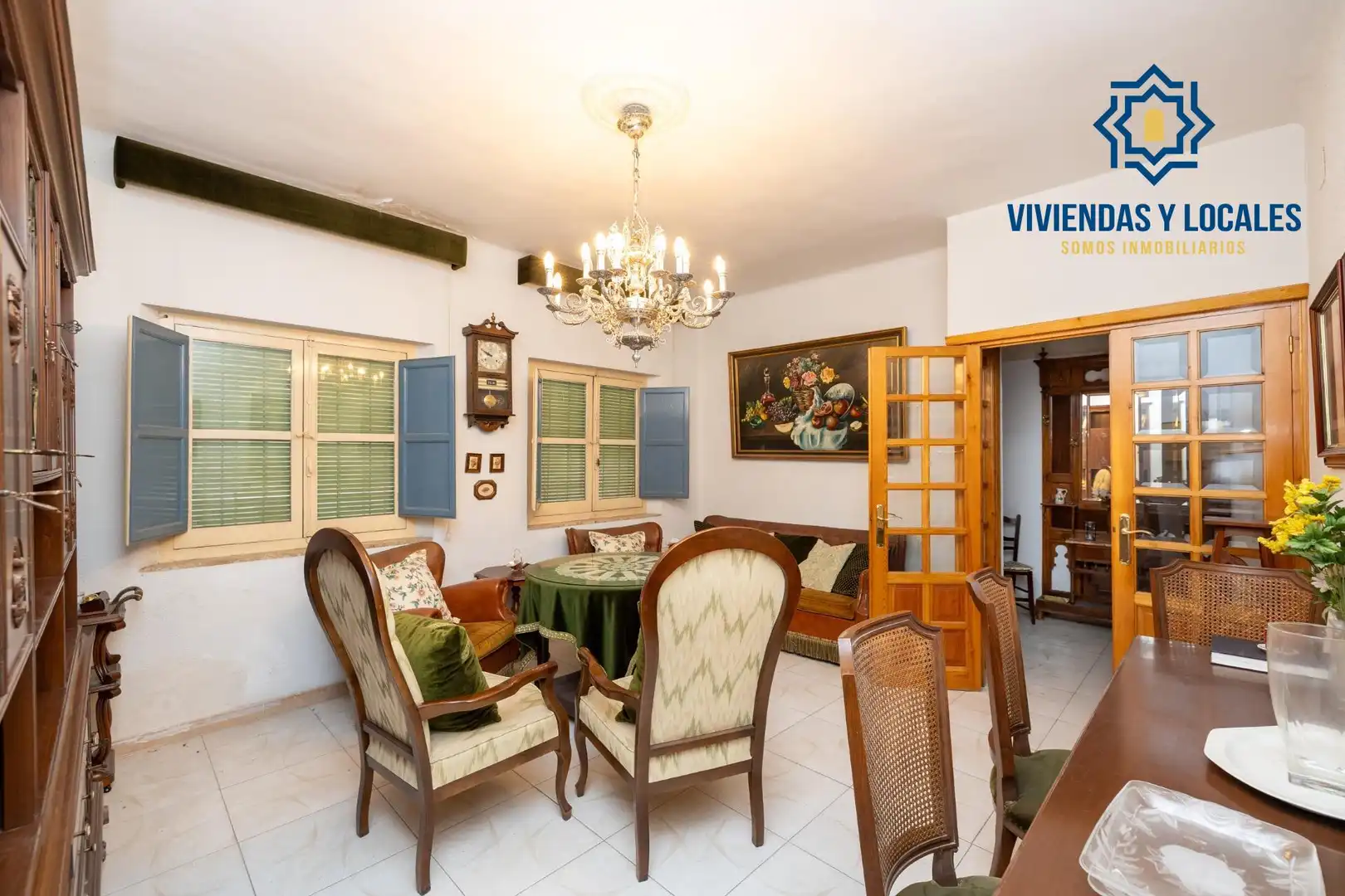Casa con terraza en venta en Calle Calle Cristóbal Colón 8, imagen 2