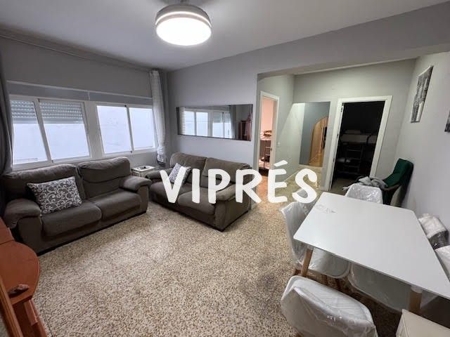 Sala d'estar de Pis en venda en Mérida amb Aire condicionat i Moblat