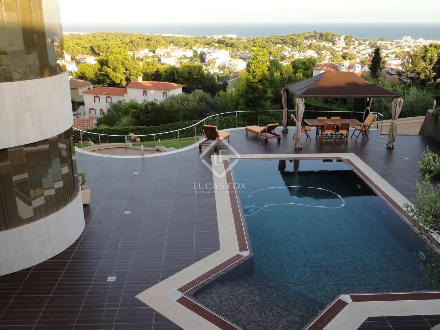 Terraza de Casa o chalet en venta en Cunit con Aire acondicionado, Calefacción y Jardín privado