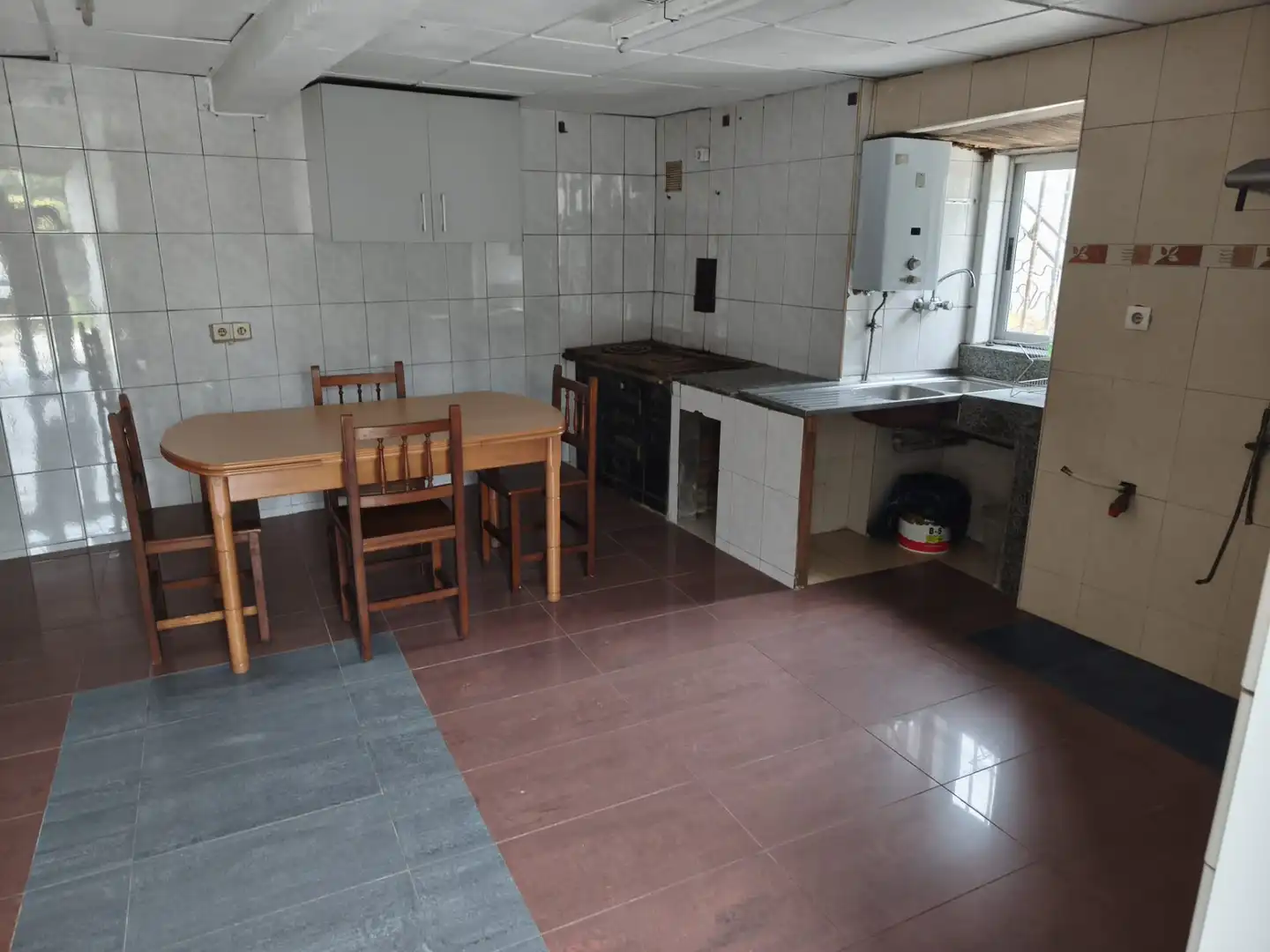 Kitchen of Houses for sale in Carballo  with Parquet flooring and Storage room