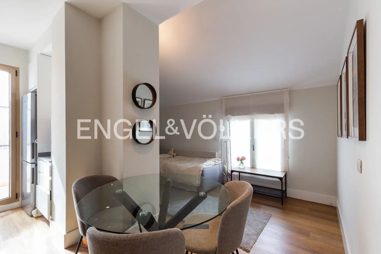 Habitación de Ático en venta en Valencia con Aire acondicionado, Calefacción y Jardín privado