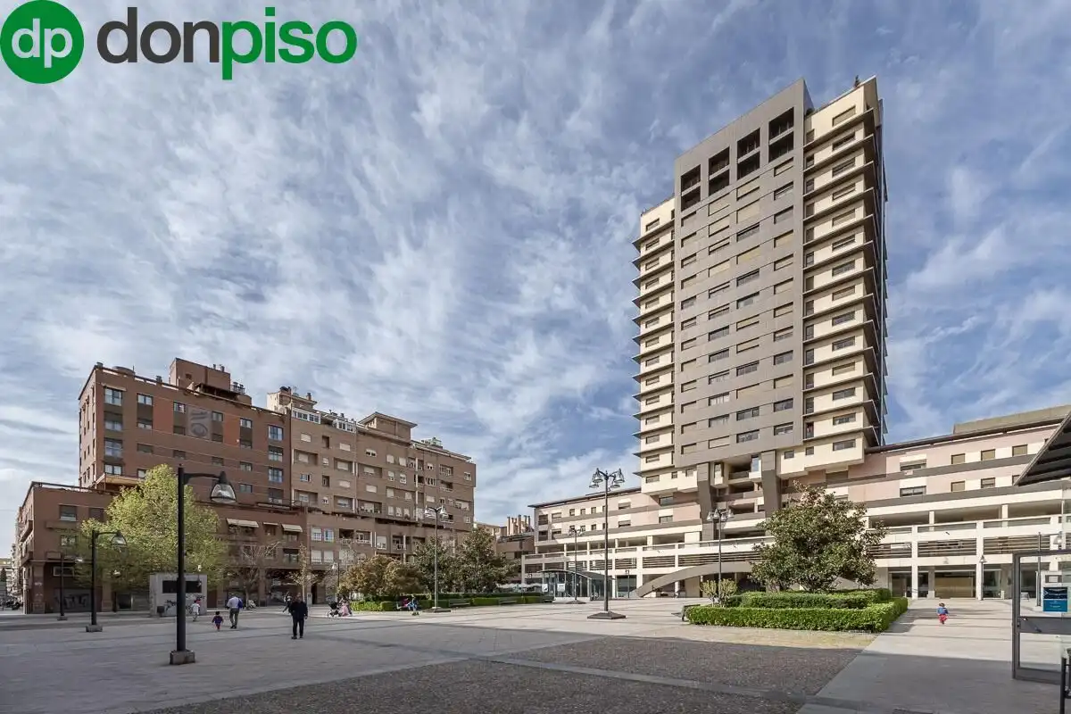 Exterior view of Flat for sale in Granada