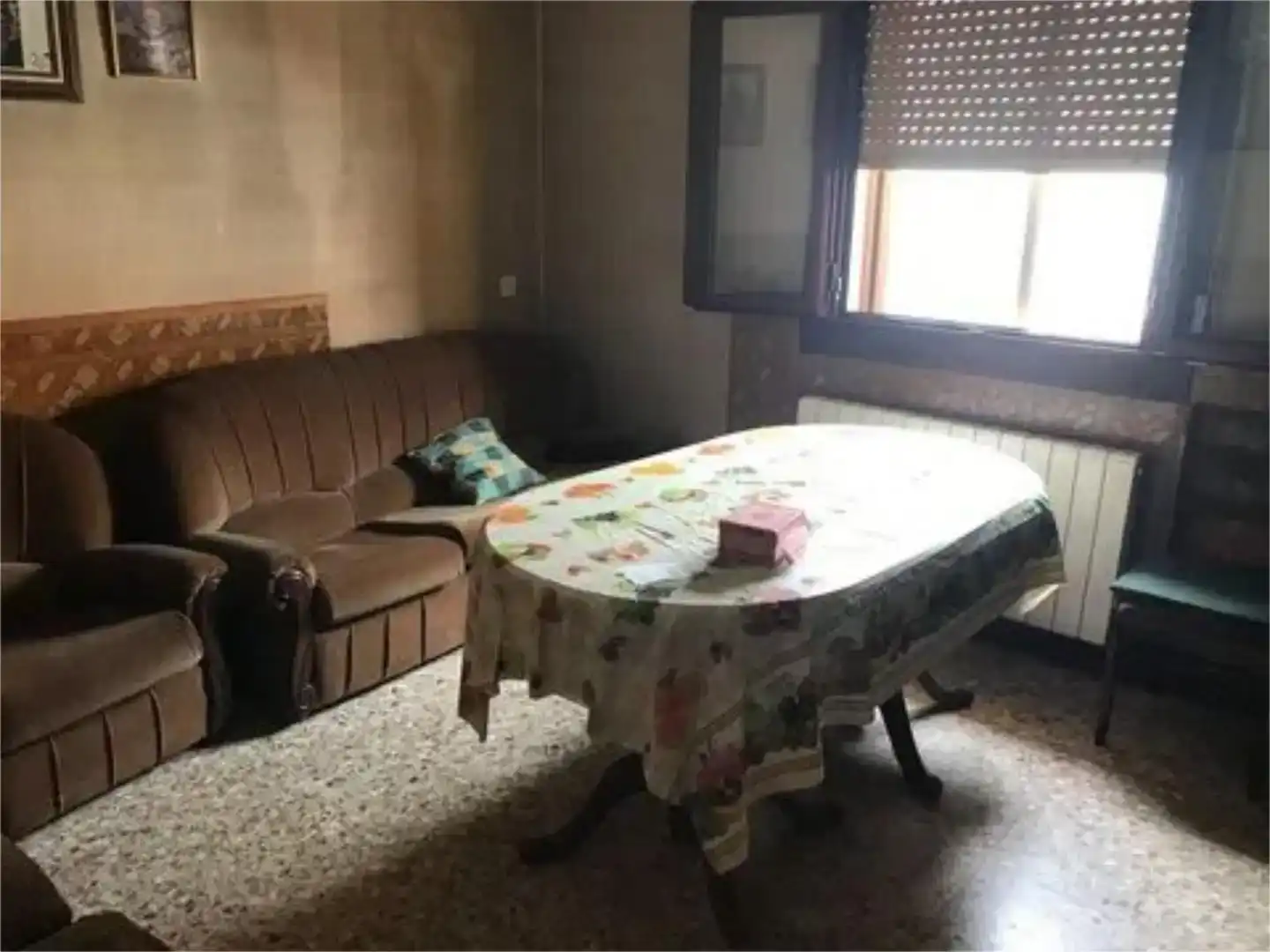 Sala de estar de Finca rústica en venta en Cuéllar con Jardín privado y Amueblado